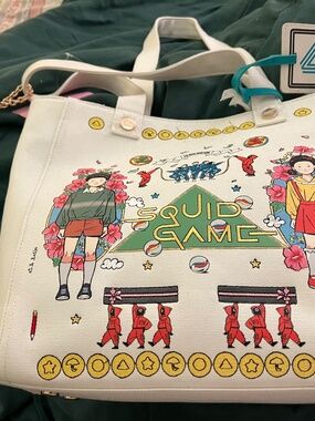 New Box Lunch Squid Game purse